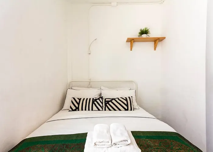 Miq_5br/silom Bts,mrt/wifi 1000mb/jacuzzi/16pax 別墅
